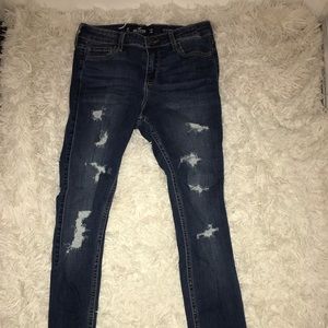 Hollister Mid-rise Super Skinny Size 5R Jeans